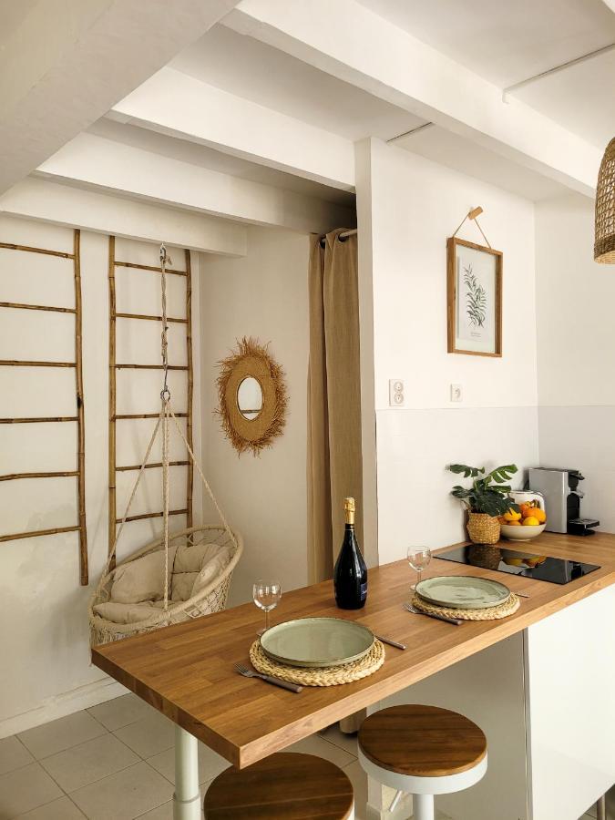 Studio Double Climatise Avec Terrasse - Proche Tram & Centre Монпелие Екстериор снимка